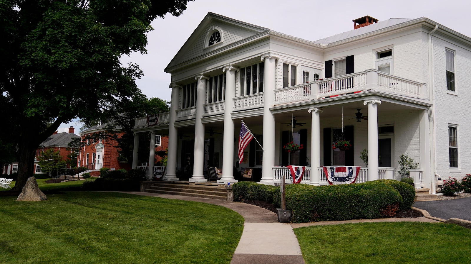 native-american-boarding-schools-monument